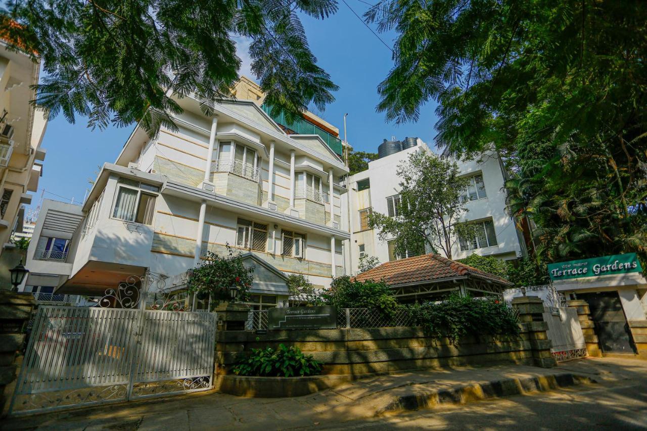 Bed and Breakfast Terrace Gardens à Bangalore Extérieur photo